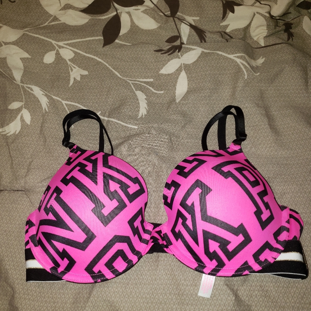 PINK Victoria's Secret Bra